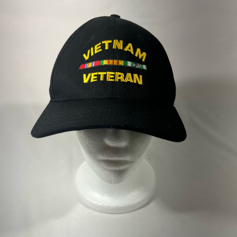 EAGLE CREST VIETNAM VETERAN CAP OFFICIAL MILITARY HEADWEAR MADE IN USA‎ BLACK OS